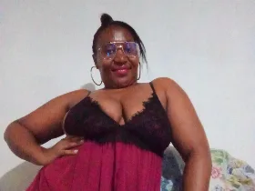 CavyQueenForU camgirl live amateur webcam