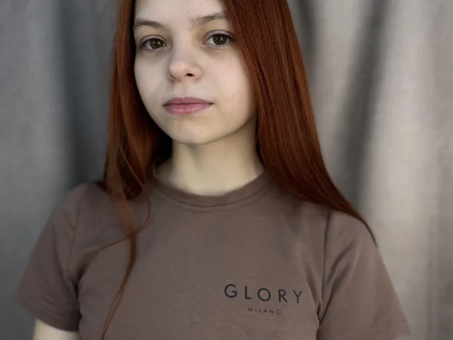 SadieYankovitz camgirl live amateur webcam