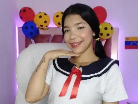 TaylorGil camgirl live amateur webcam