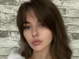 ElanaFalencki camgirl live amateur webcam