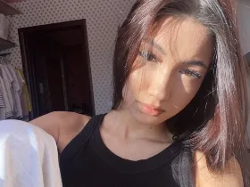 KalaMaynor camgirl live amateur webcam