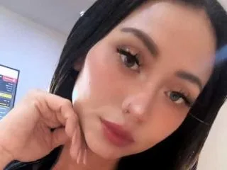 EmmilyThompsonn camgirl live amateur webcam