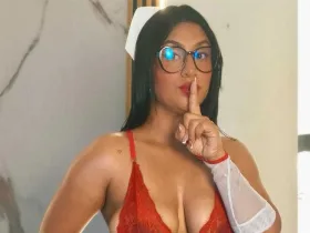 SaraArey camgirl live amateur webcam