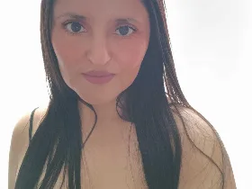 BelenRose camgirl live amateur webcam