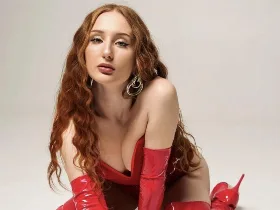 Camgirl SophieRuby online - live webcam chat