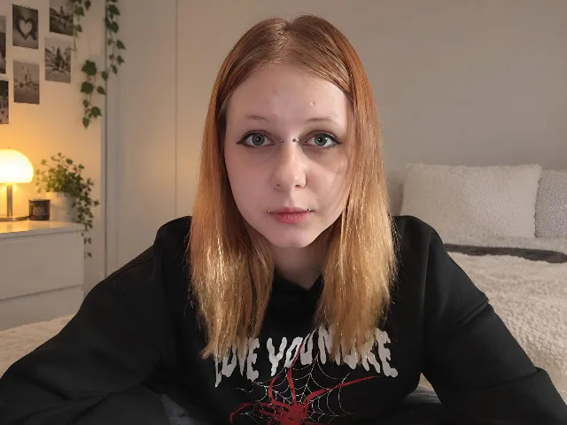 BasiliaGigger camgirl live amateur webcam