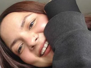 CherryScarlett camgirl live amateur webcam