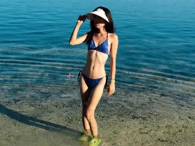 Camgirl HungDickTranny online - live webcam chat