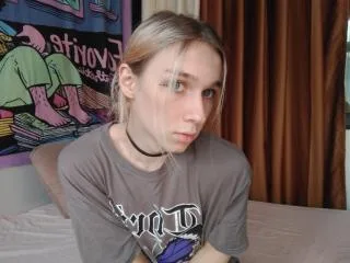 IceBenz camgirl live amateur webcam
