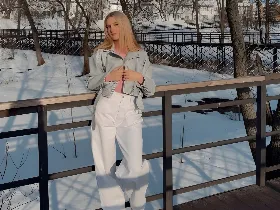 Camgirl NanciBlausey online - live webcam chat