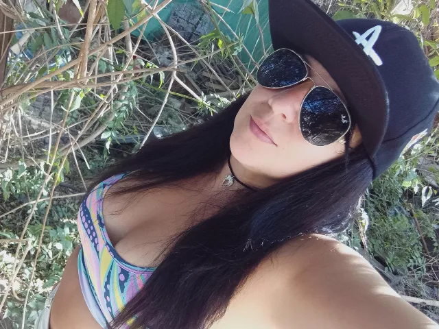 SexyMaxine camgirl live amateur webcam