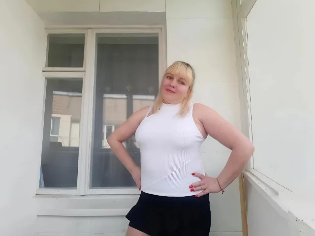 Leylisse camgirl live amateur webcam