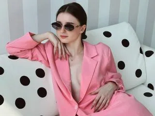 TeofilaMaupins camgirl live amateur webcam