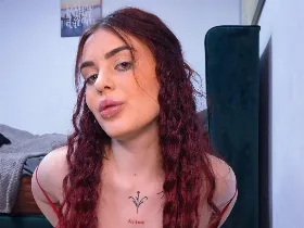 RubyMerlotte camgirl live amateur webcam