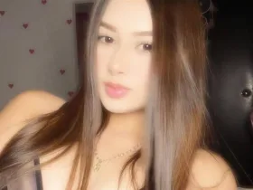 EmiZ camgirl live amateur webcam