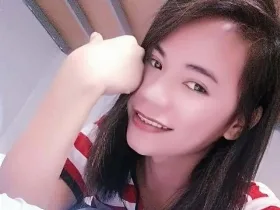 Camgirl LucyMoore69 online - live webcam chat