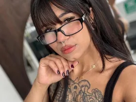 DarkSummer camgirl live amateur webcam