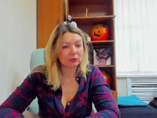 SunnyStella camgirl live amateur webcam