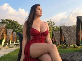 TsElleSay camgirl live amateur webcam