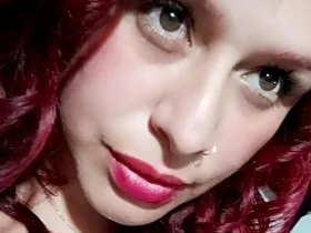NatashaKlous camgirl live amateur webcam