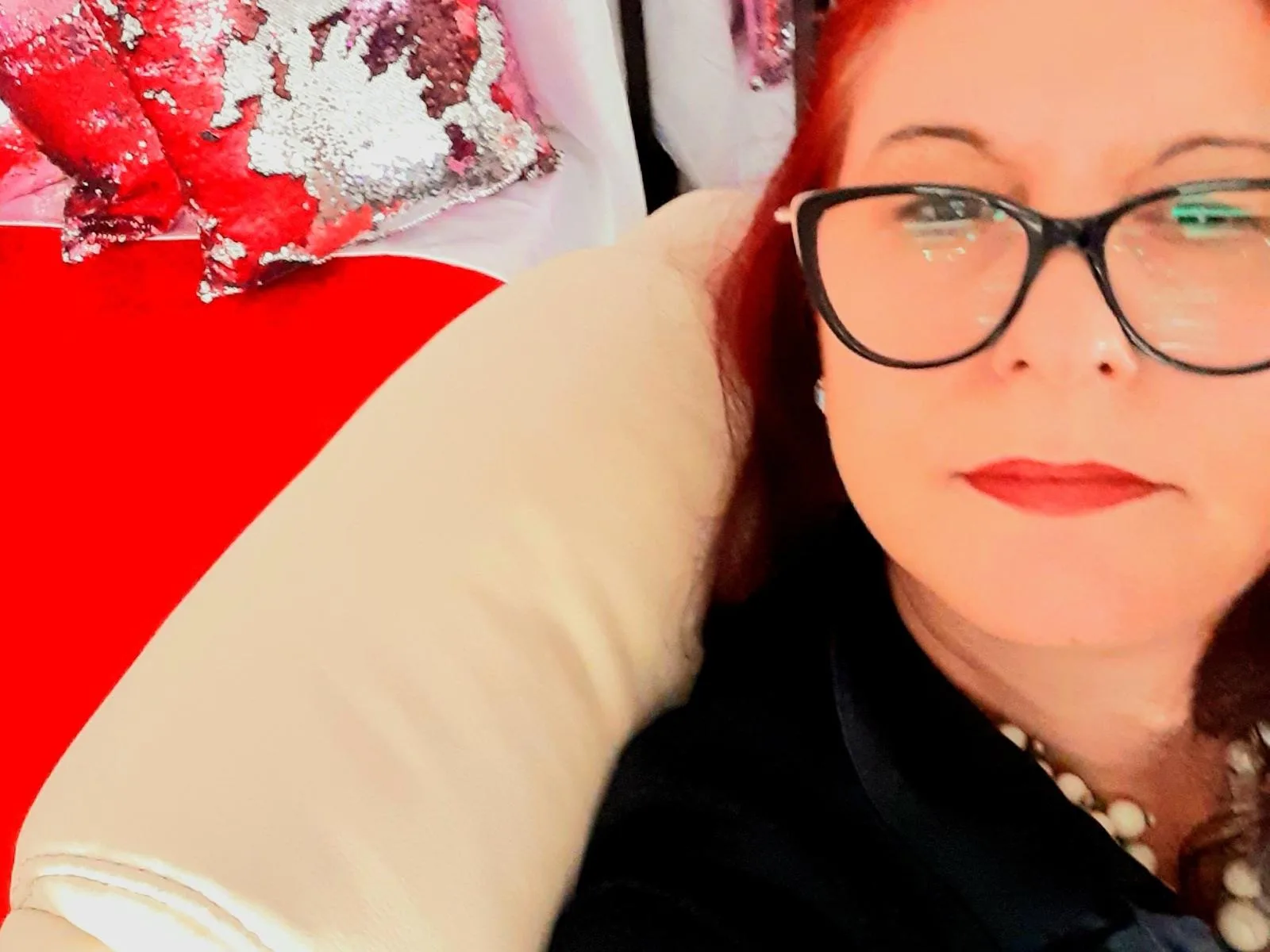 UnderMySpellK camgirl live amateur webcam