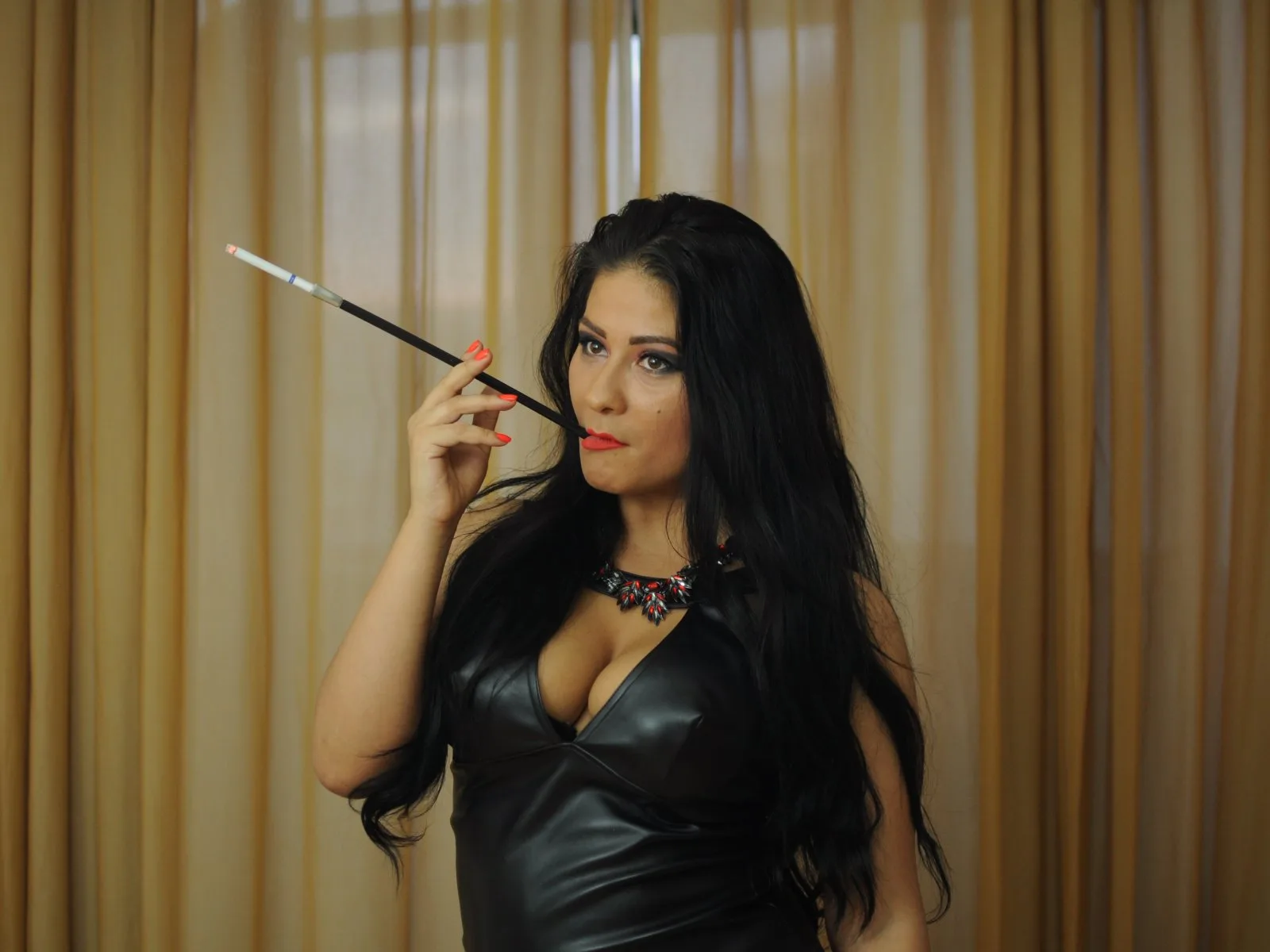 MileyTs camgirl live amateur webcam