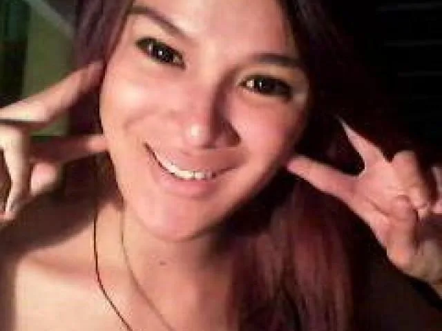 SweetEyesTS camgirl live amateur webcam