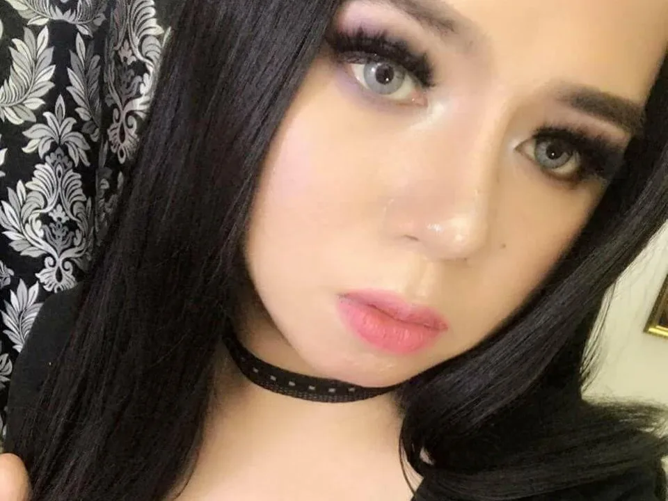 PassionateHazel camgirl live amateur webcam