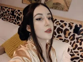 MabyLegrand camgirl live amateur webcam