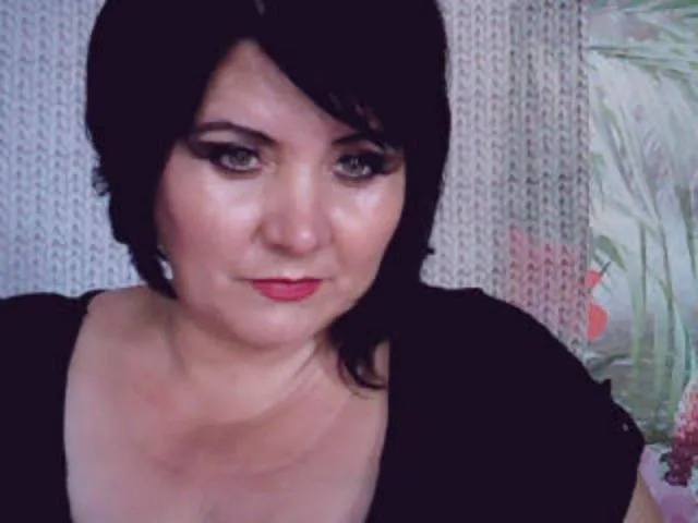 KamilaDream camgirl live amateur webcam