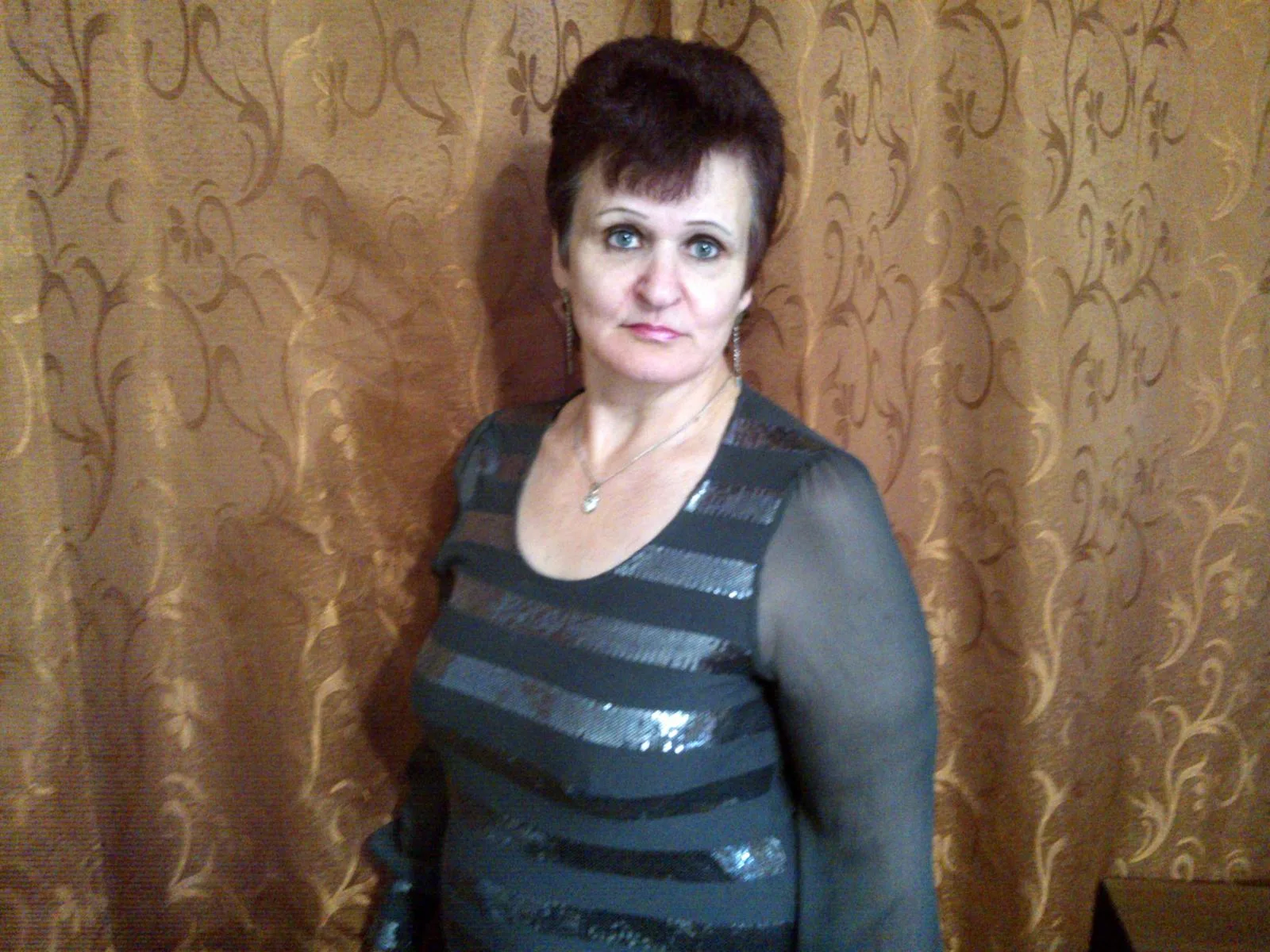 PaulaGolden camgirl live amateur webcam