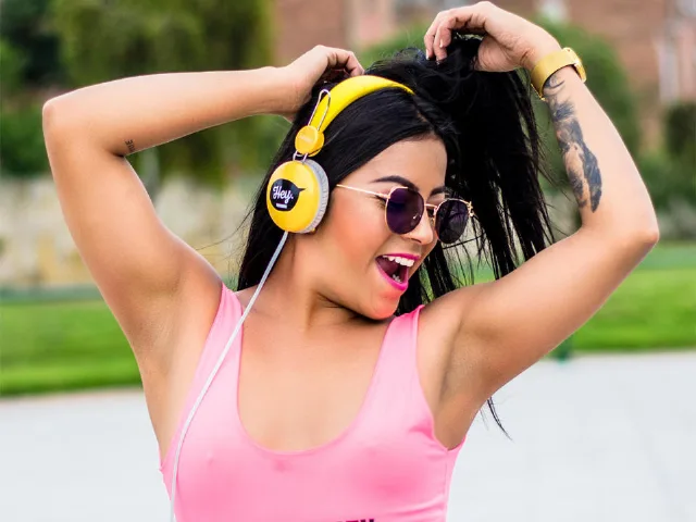 Amberv camgirl live amateur webcam