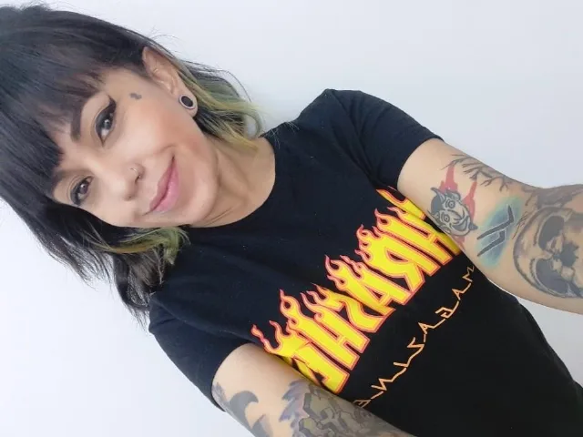 PamelaSweetest camgirl live amateur webcam