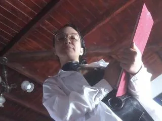 MistressEskela camgirl live amateur webcam